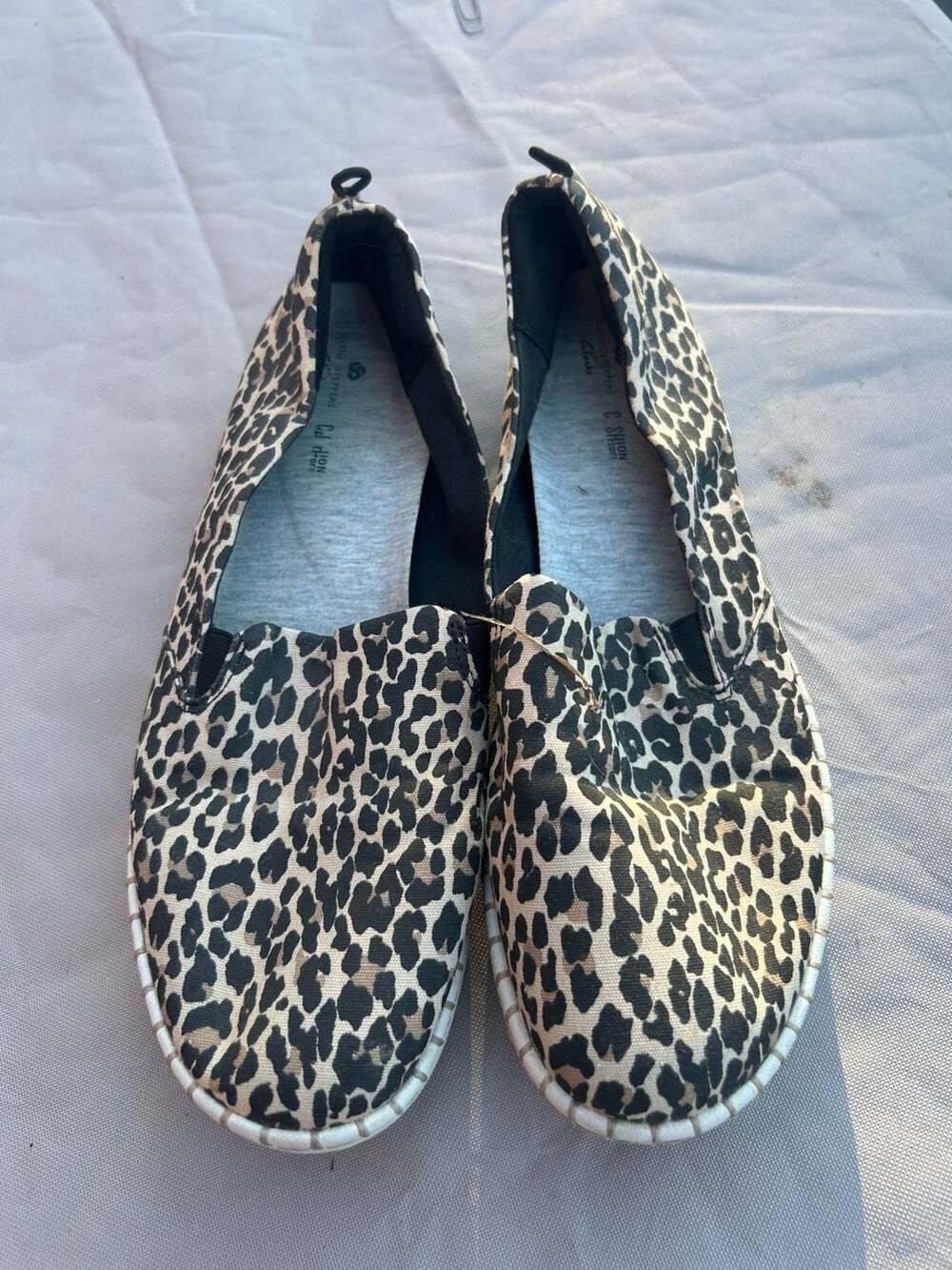 Clarks Step Glow Jade Slip On Shoes Leopard Print Cushion Soft